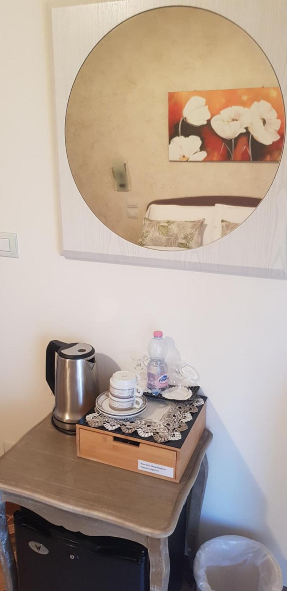 Hotel Margherita Meuble Sirmione Rum bild