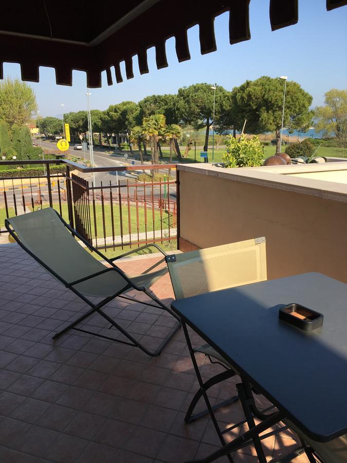 Hotel Margherita Meuble Sirmione Exteriör bild