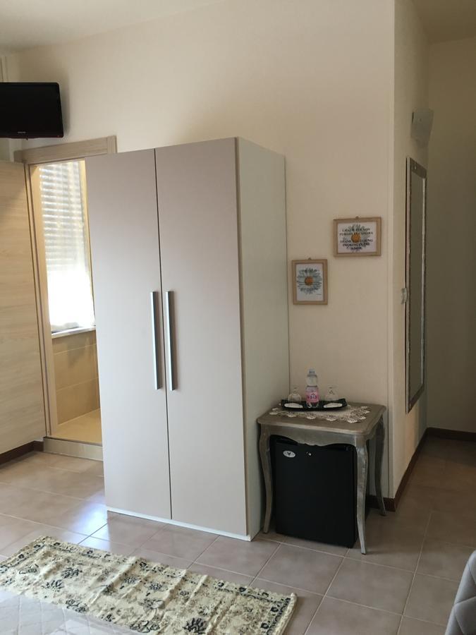 Hotel Margherita Meuble Sirmione Exteriör bild